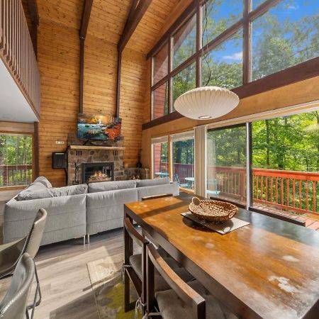 Treetops Chalet - 3Bd/2Bt Boutique Cabin W/Mt Leconte Views In Гатлінбург Екстер'єр фото