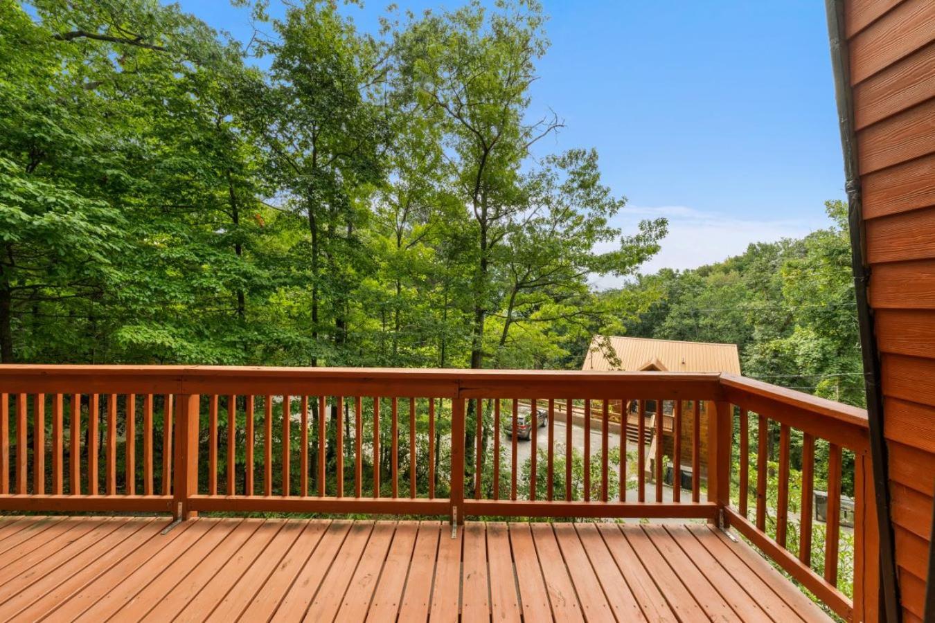Treetops Chalet - 3Bd/2Bt Boutique Cabin W/Mt Leconte Views In Гатлінбург Екстер'єр фото