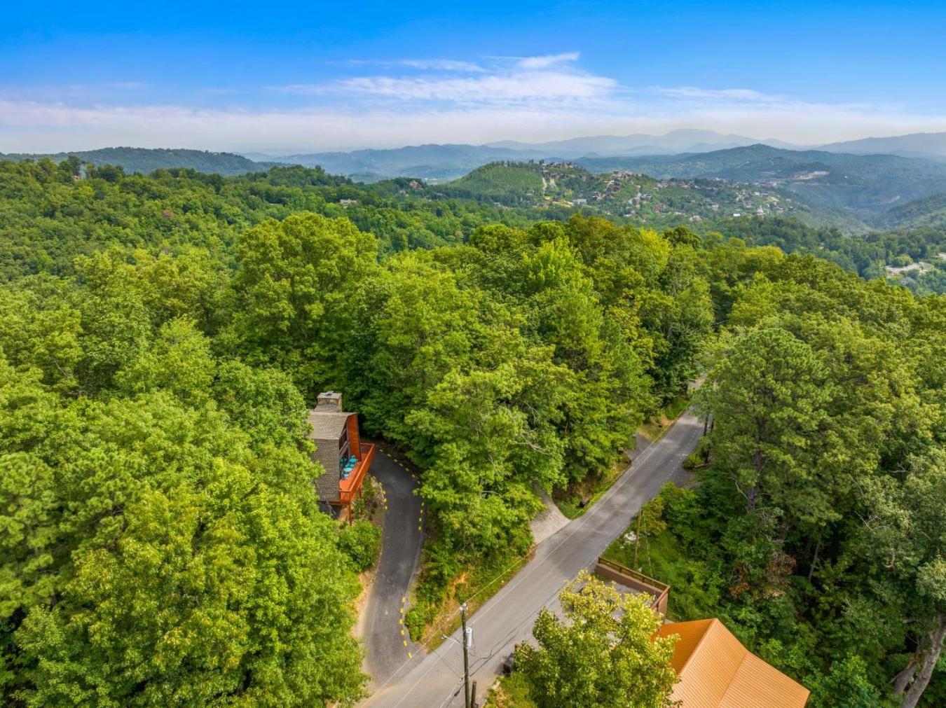 Treetops Chalet - 3Bd/2Bt Boutique Cabin W/Mt Leconte Views In Гатлінбург Екстер'єр фото