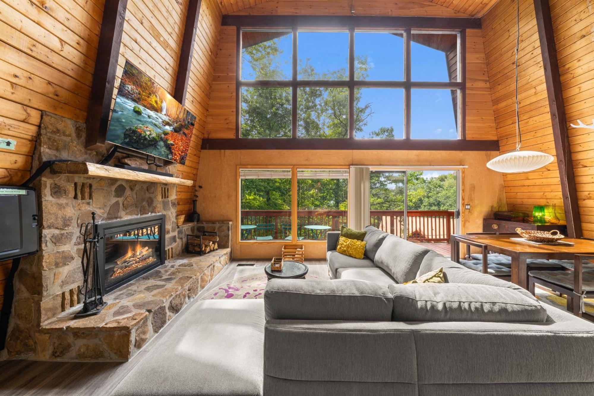 Treetops Chalet - 3Bd/2Bt Boutique Cabin W/Mt Leconte Views In Гатлінбург Екстер'єр фото